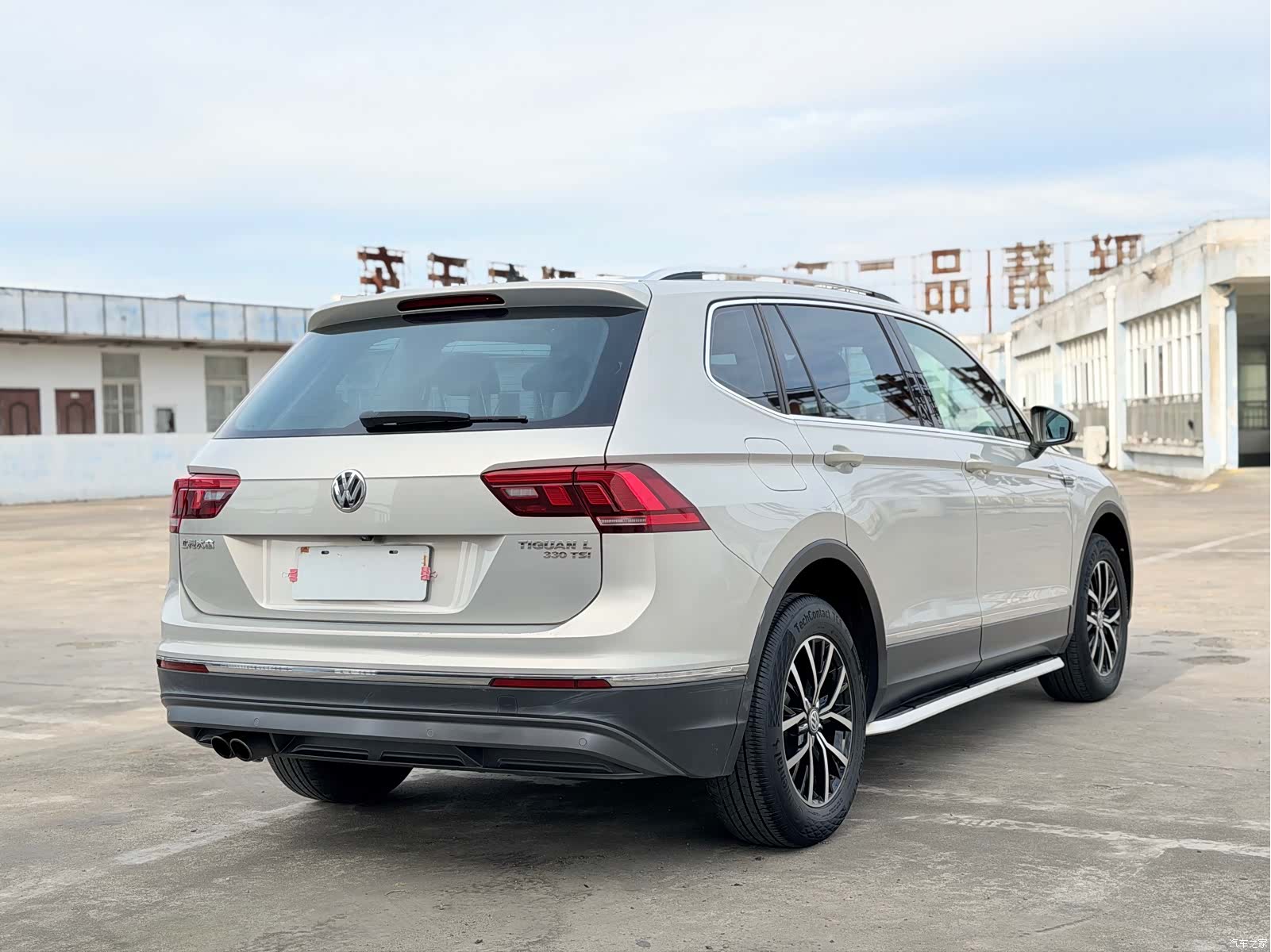 Volkswagen Tiguan L, 2017 8