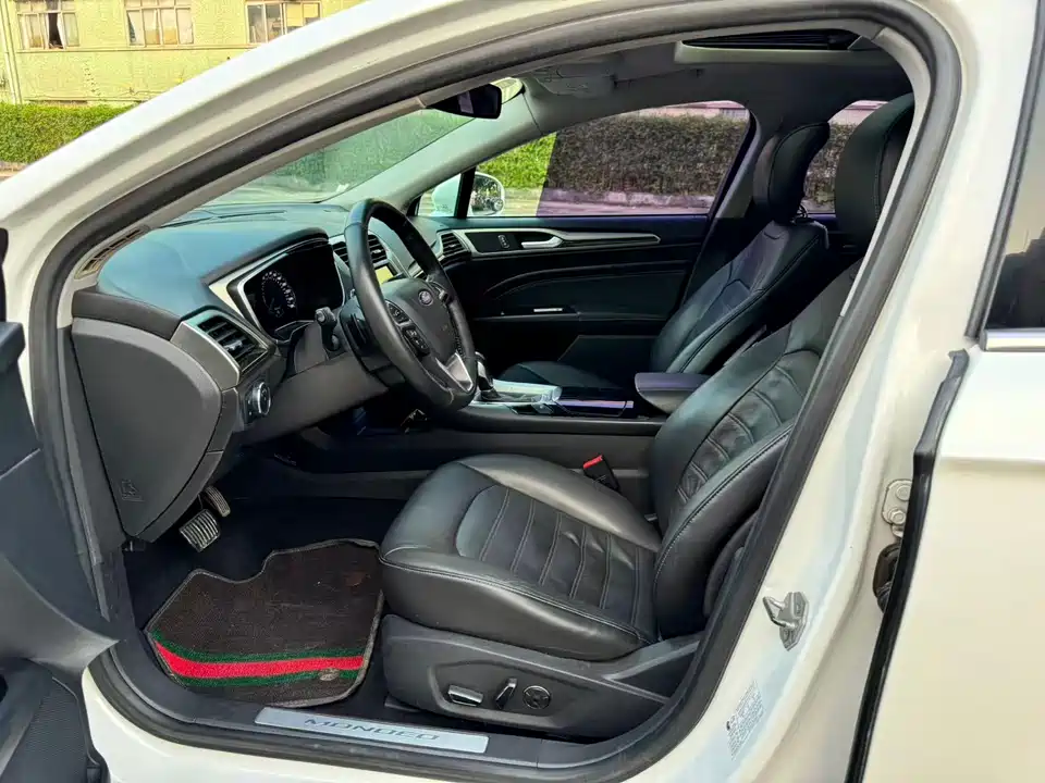 Ford Mondeo Ford Mondeo