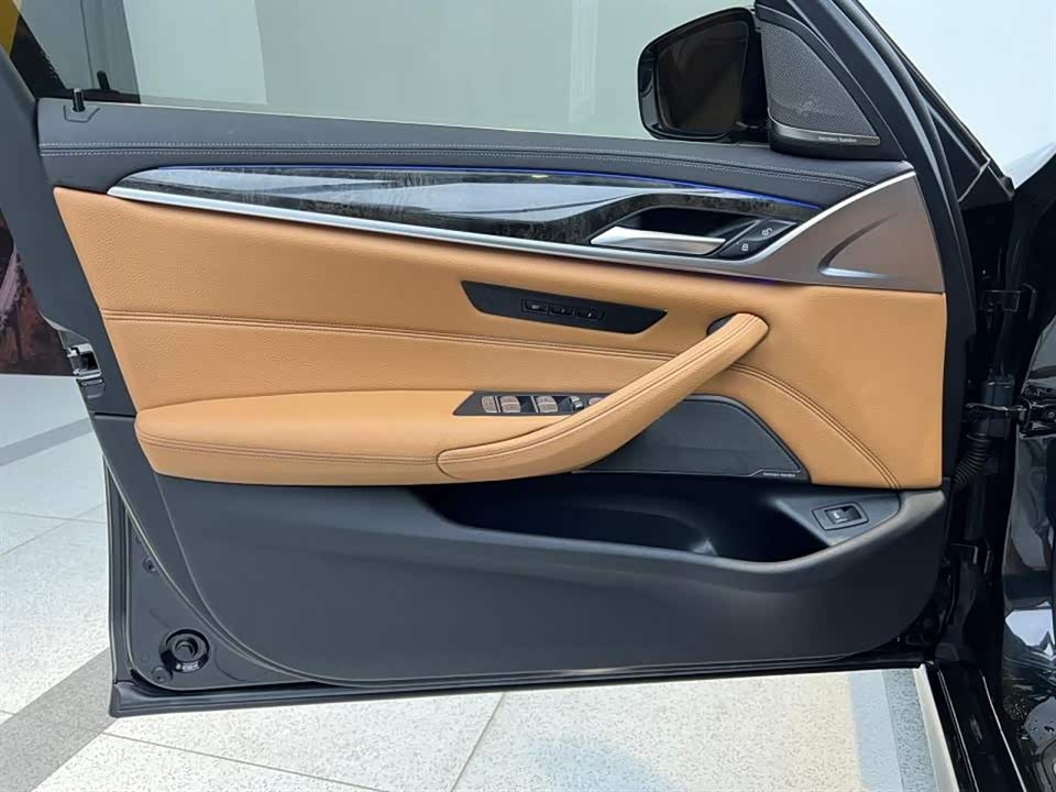 BMW 5 series BMW 5 series