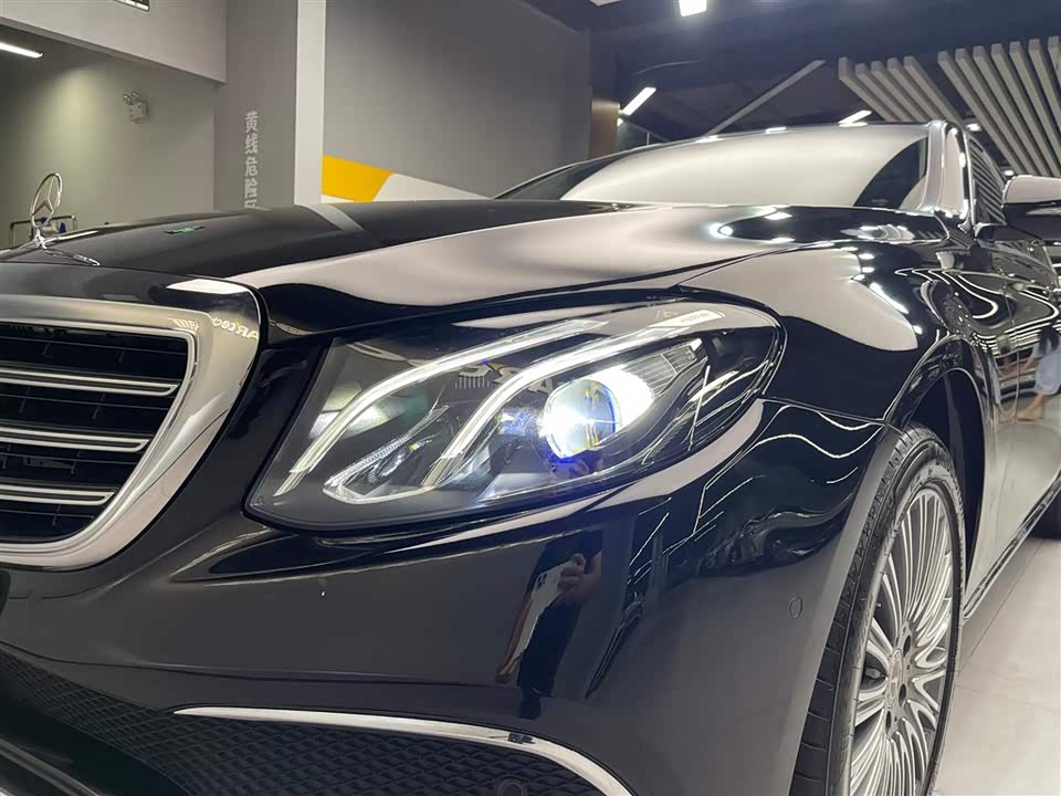 Mercedes-Benz E-class Mercedes-Benz E-class