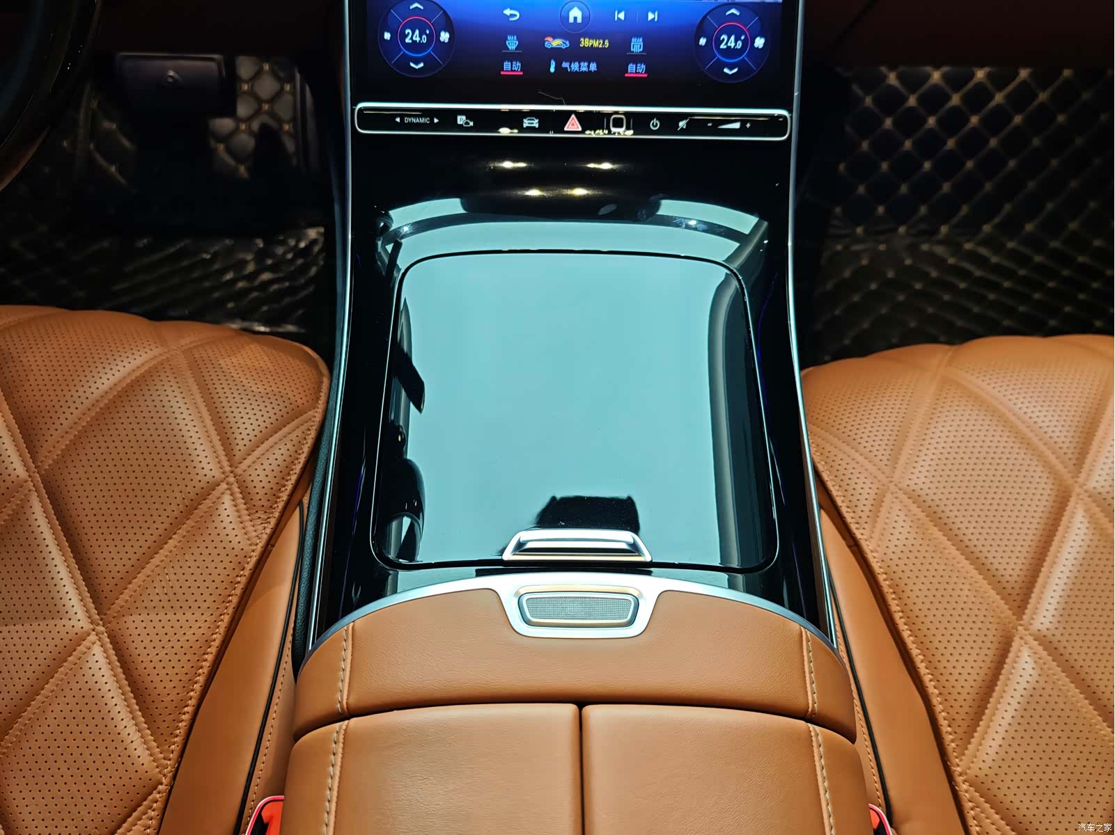Maybach S-Class, 2023 11