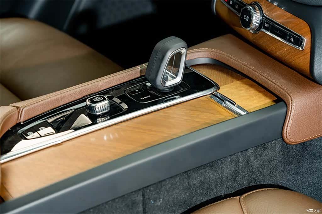 Volvo XC90, 2022 19