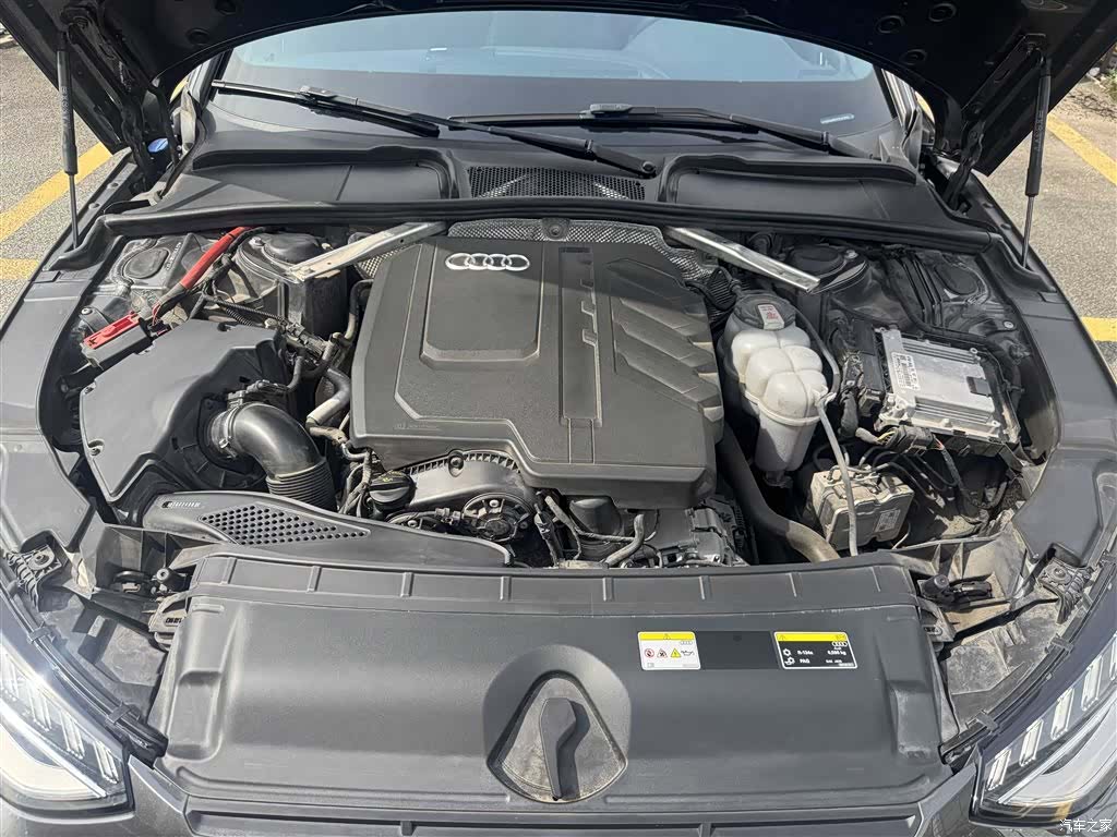 Audi A4L, 2024 9