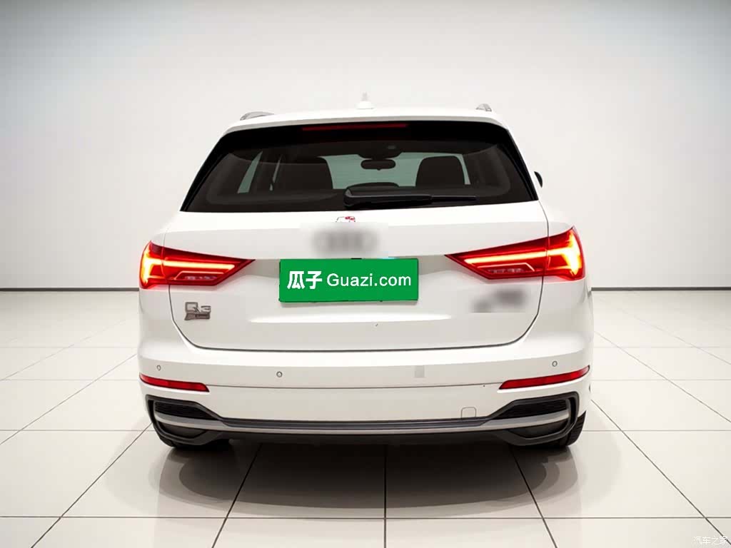 Audi Q3, 2022 3