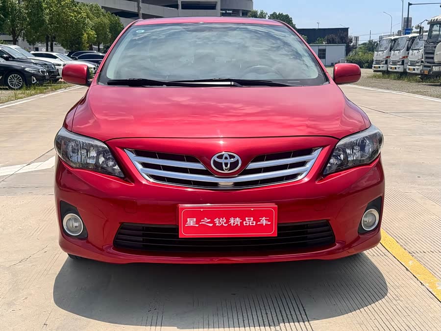 Toyota Corolla 2014, фото 2