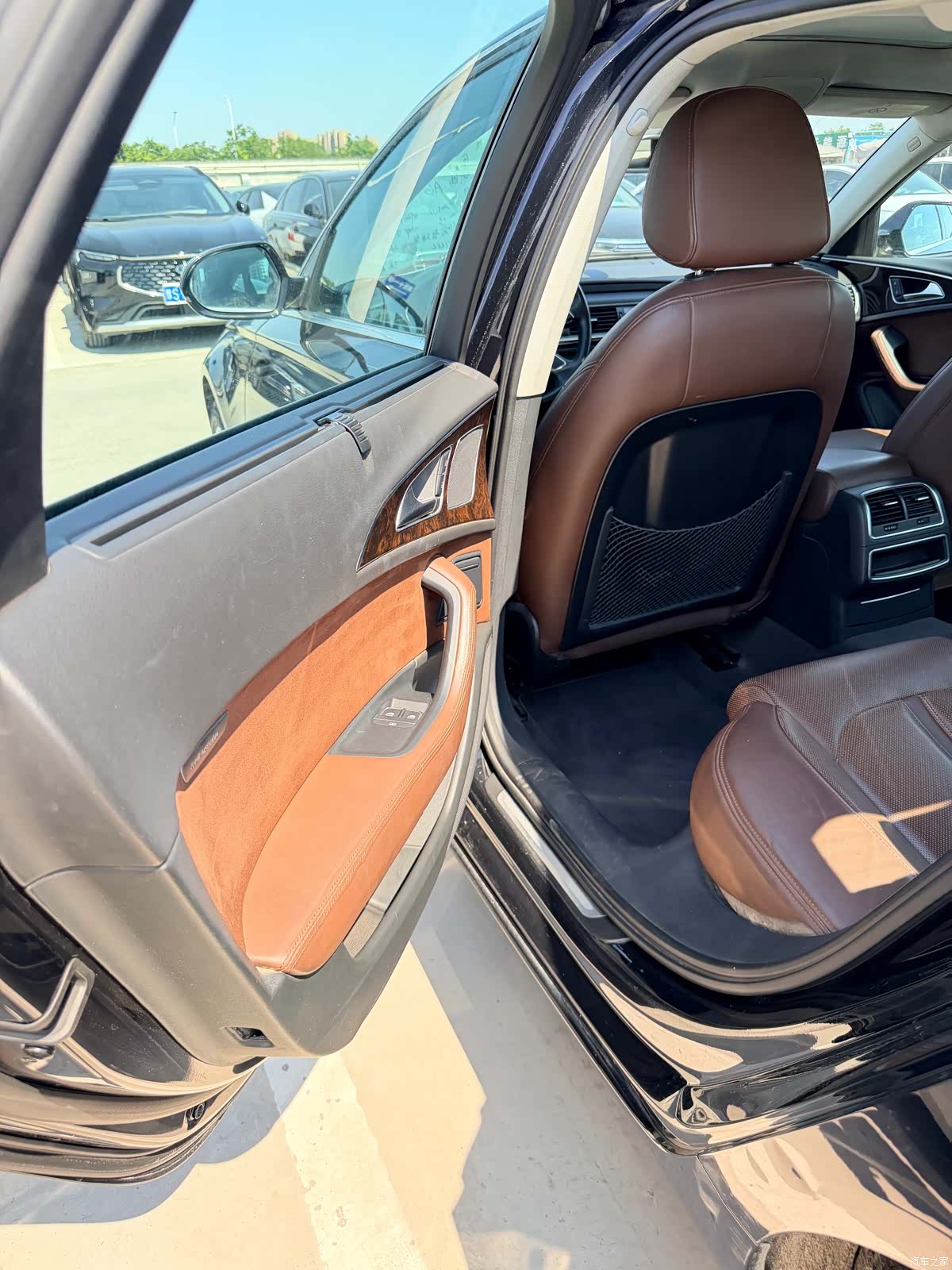 Audi A6L, 2015 9