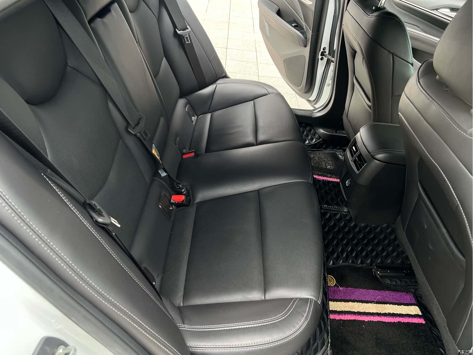 Cadillac CT4, 2023 11