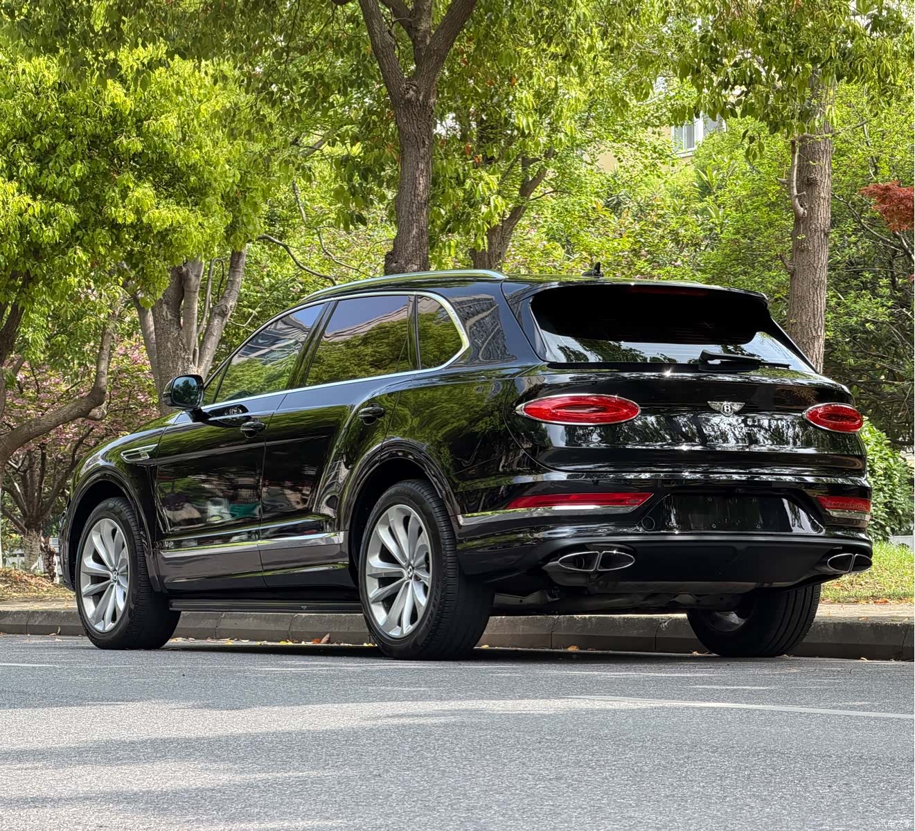 Bentley Bentayga, 2023 24