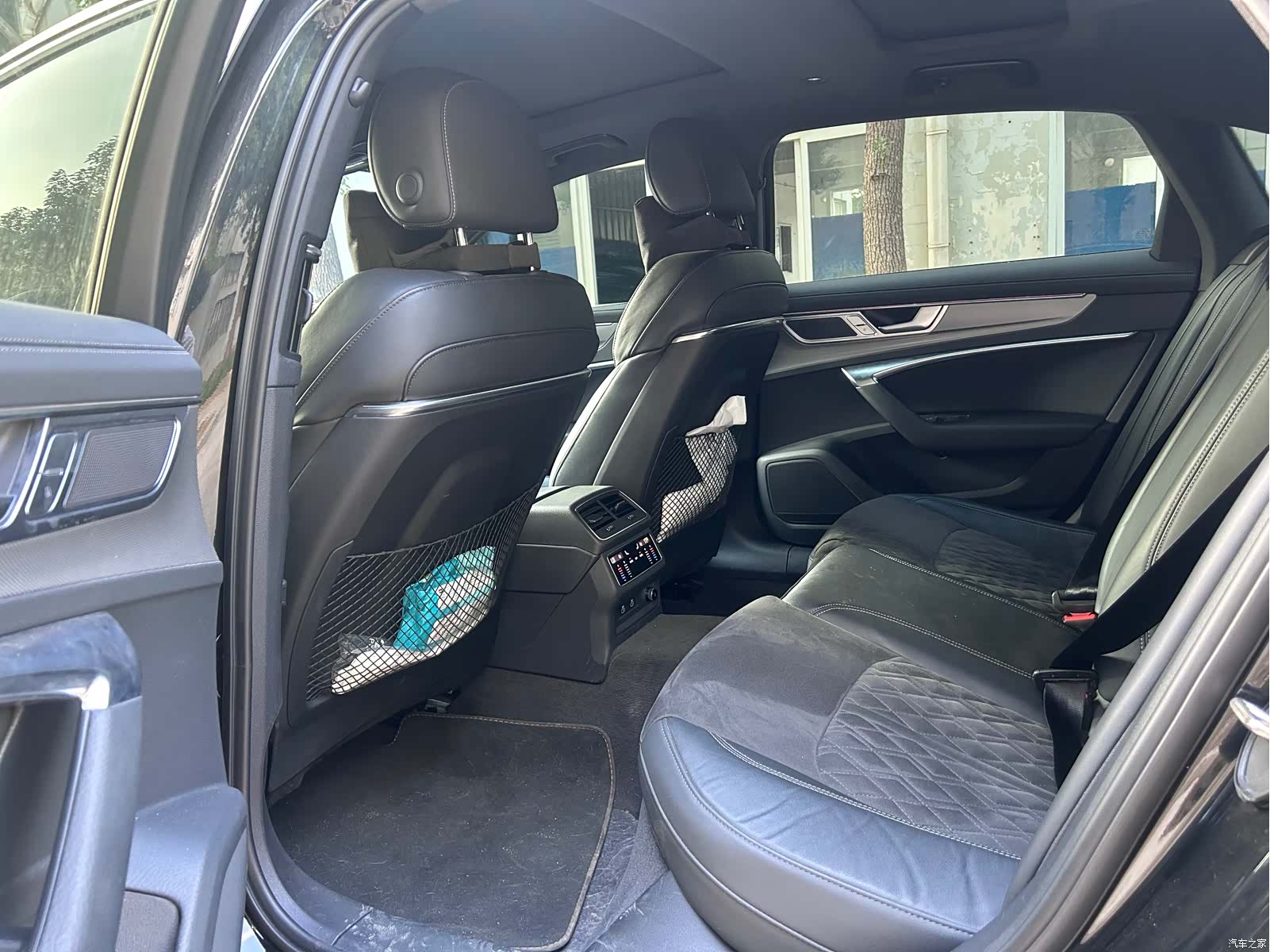 Audi A6L, 2024 10