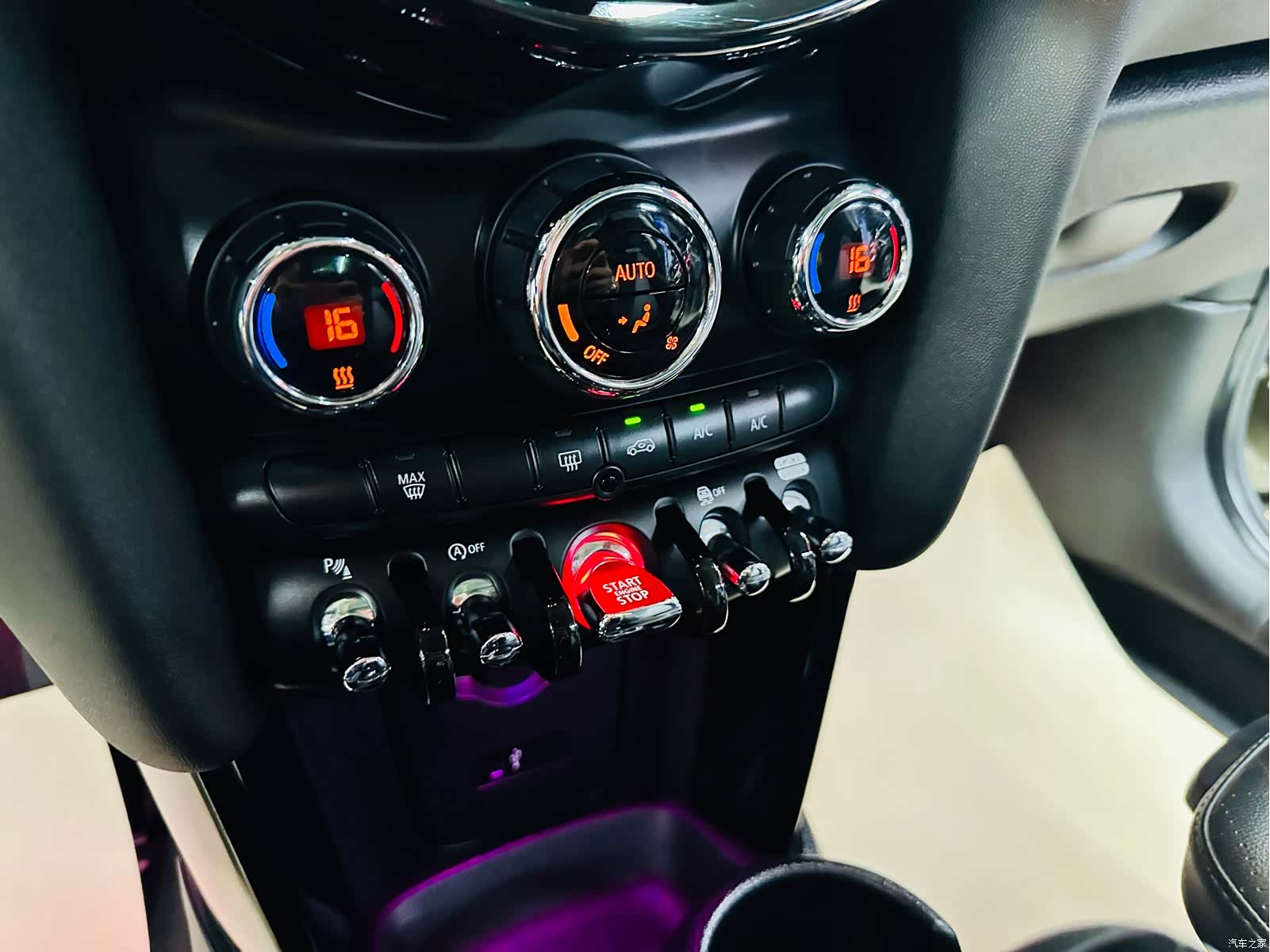 Mini Cooper, 2020 36