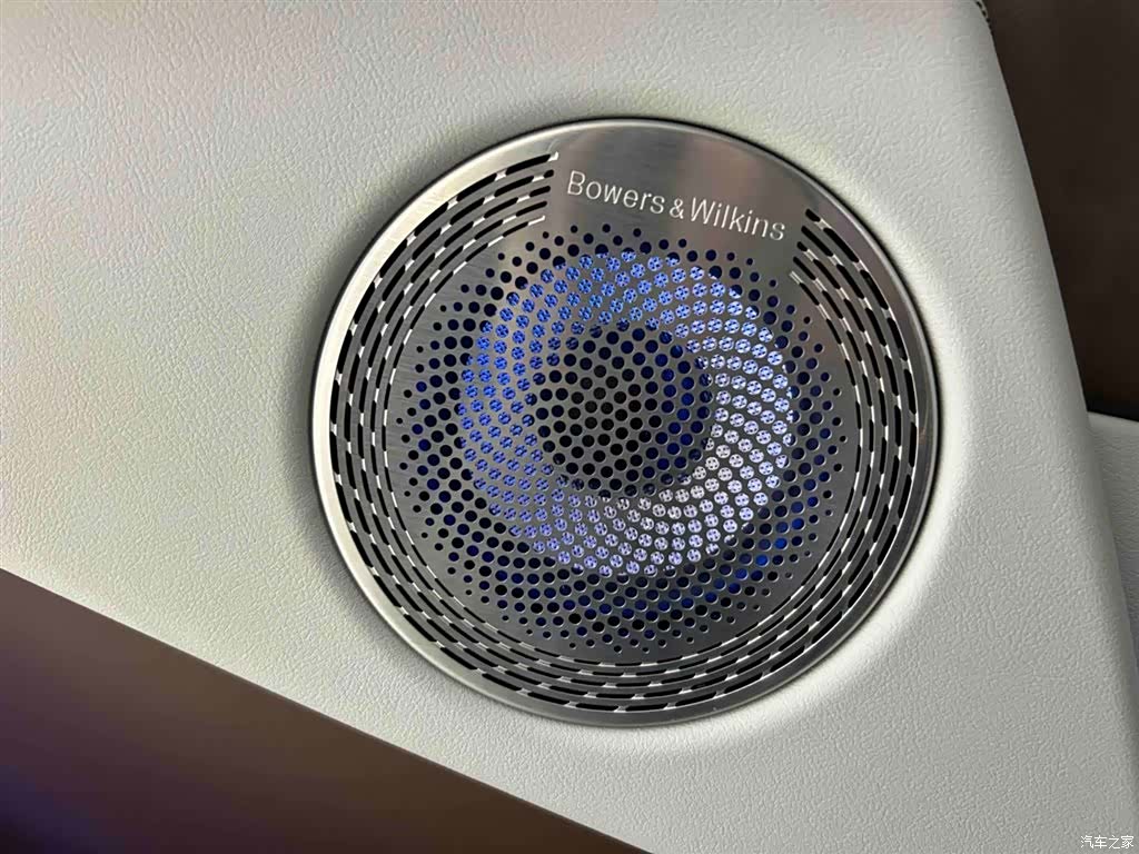 BMW XM, 2024 11