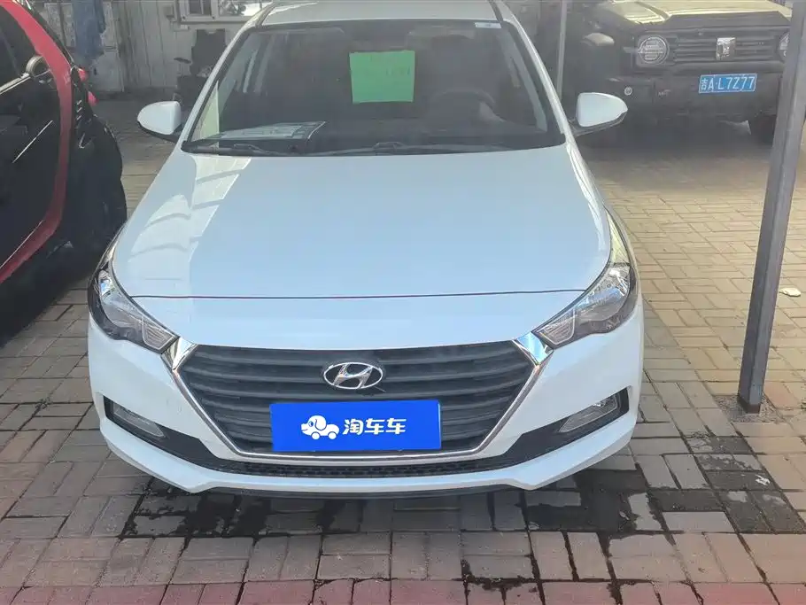 Hyundai Accept