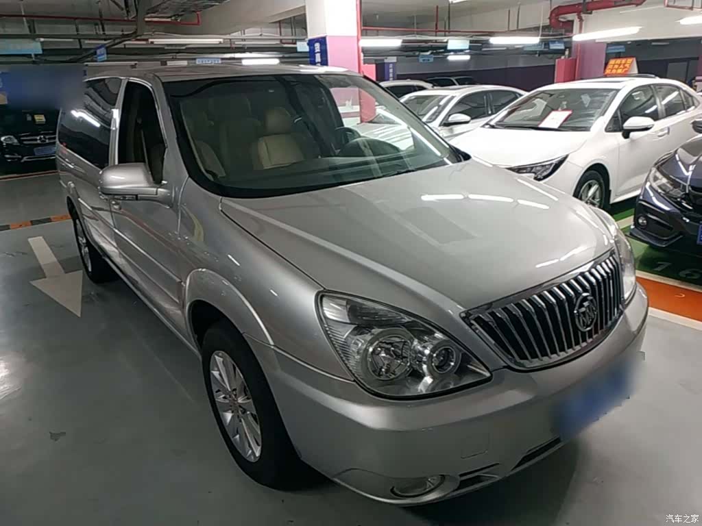 Buick GL8, 2016 4