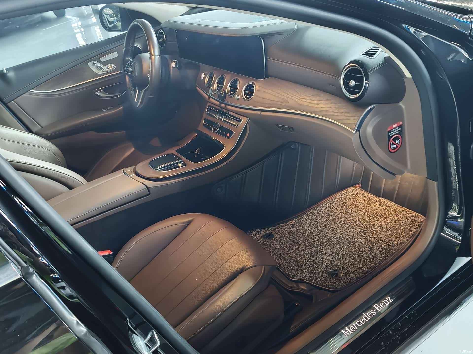 Mercedes-Benz E-Class, 2018 4