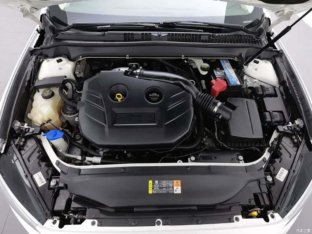 Ford Mondeo, 2014 6