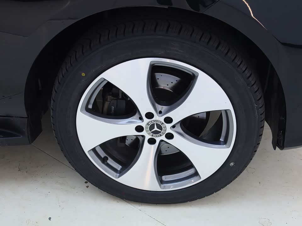 Mercedes-Benz GLE Mercedes-Benz GLE