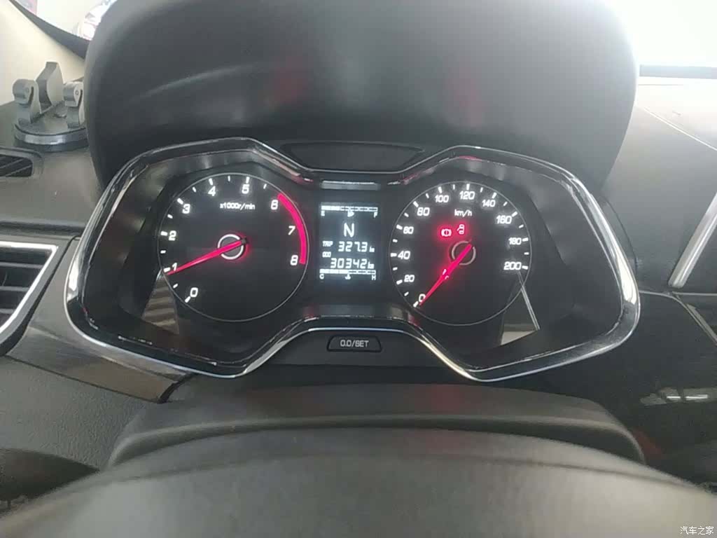 Wuling 310, 2018 12