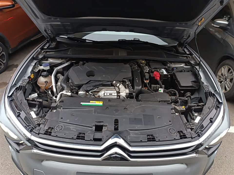 Citroen Versailles C5 X