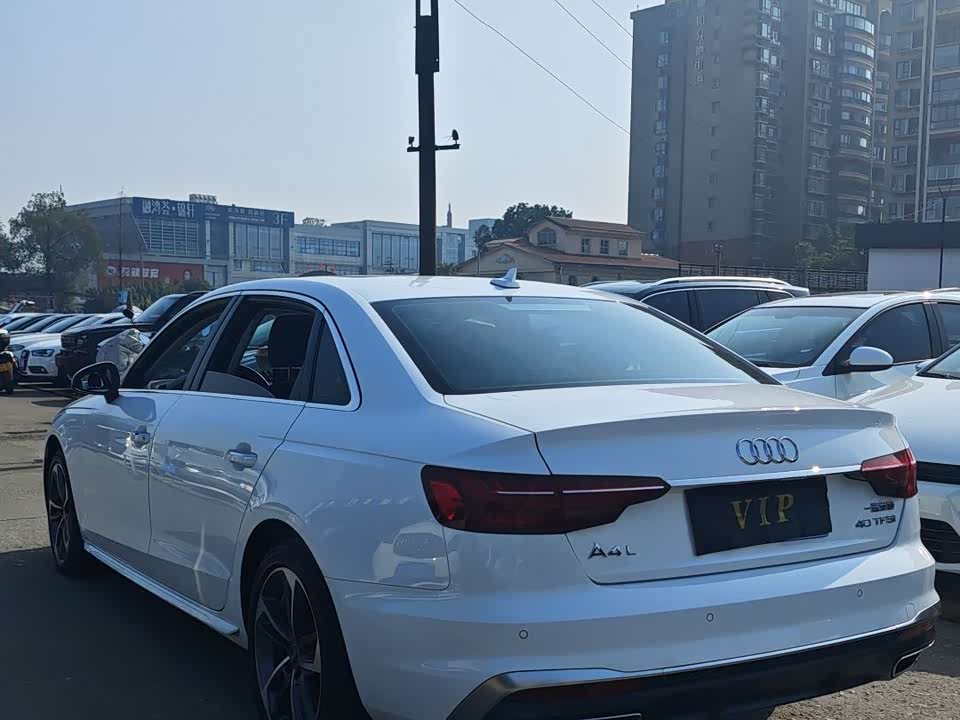 Audi A4L