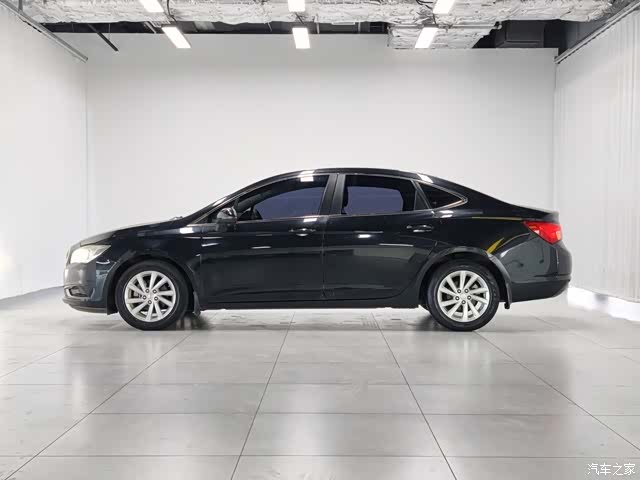 Buick Verano, 2016 4