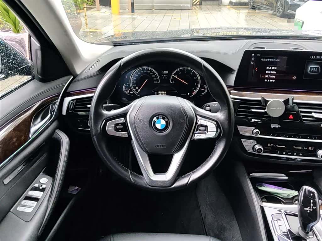 BMW 5 Series, 2018 17