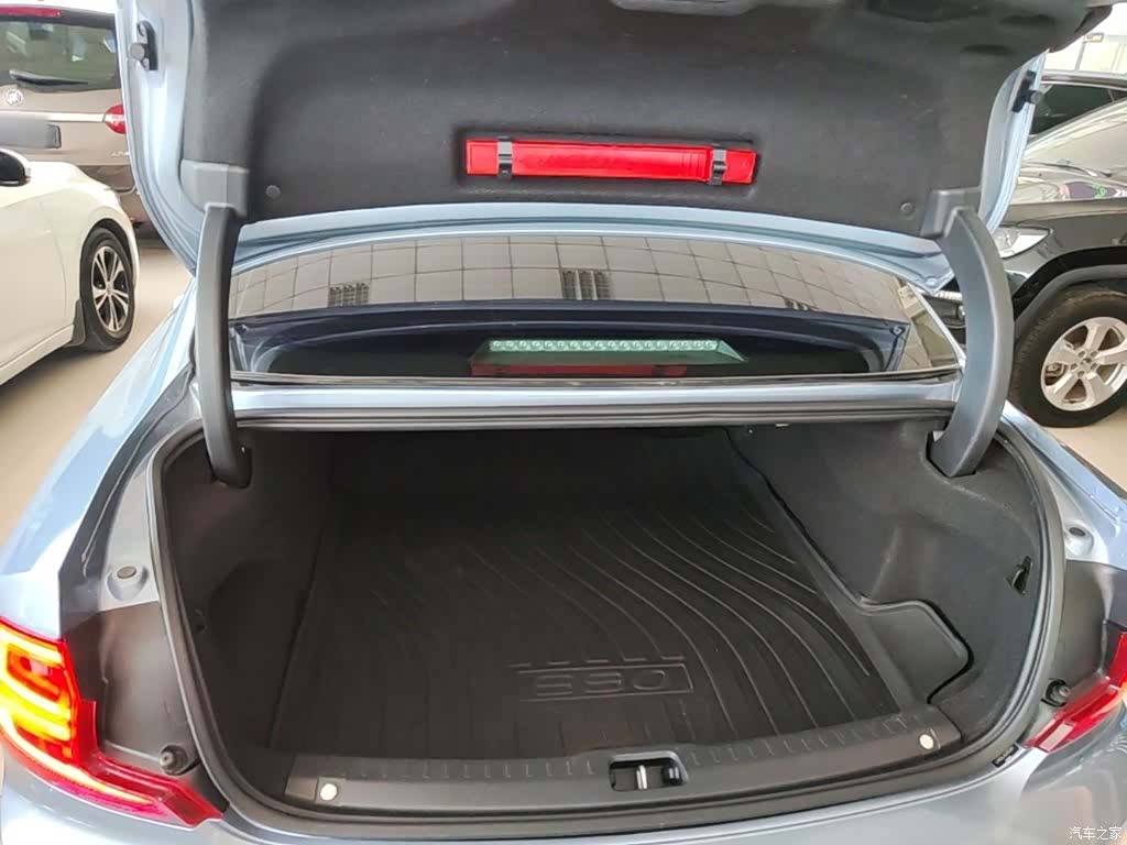 Volvo S90, 2018 19