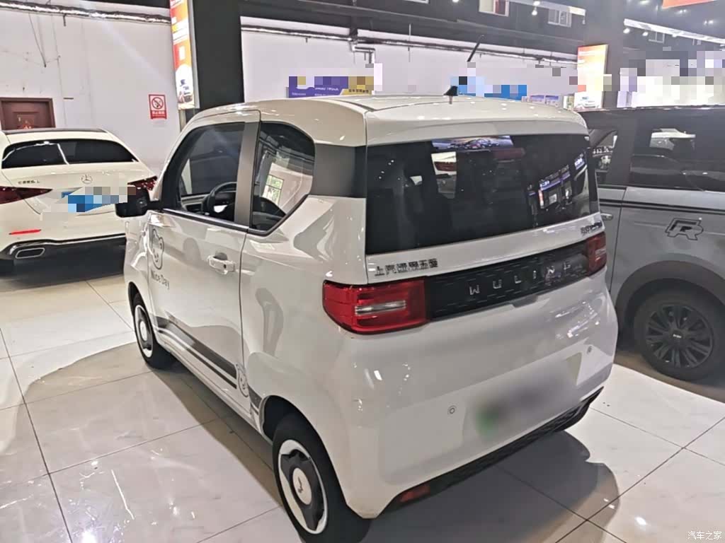 Wuling MINIEV, 2023 все фото
