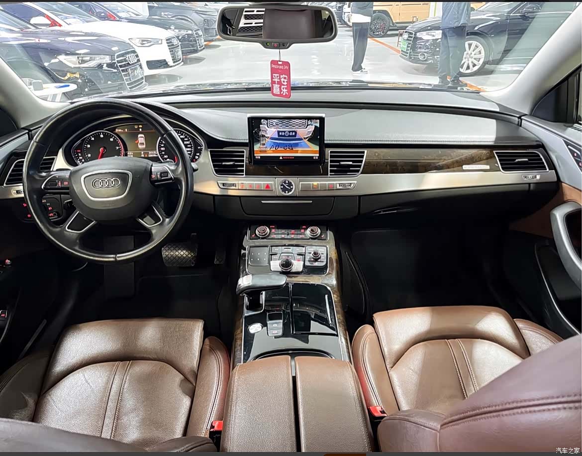 Audi A8L, 2014 9