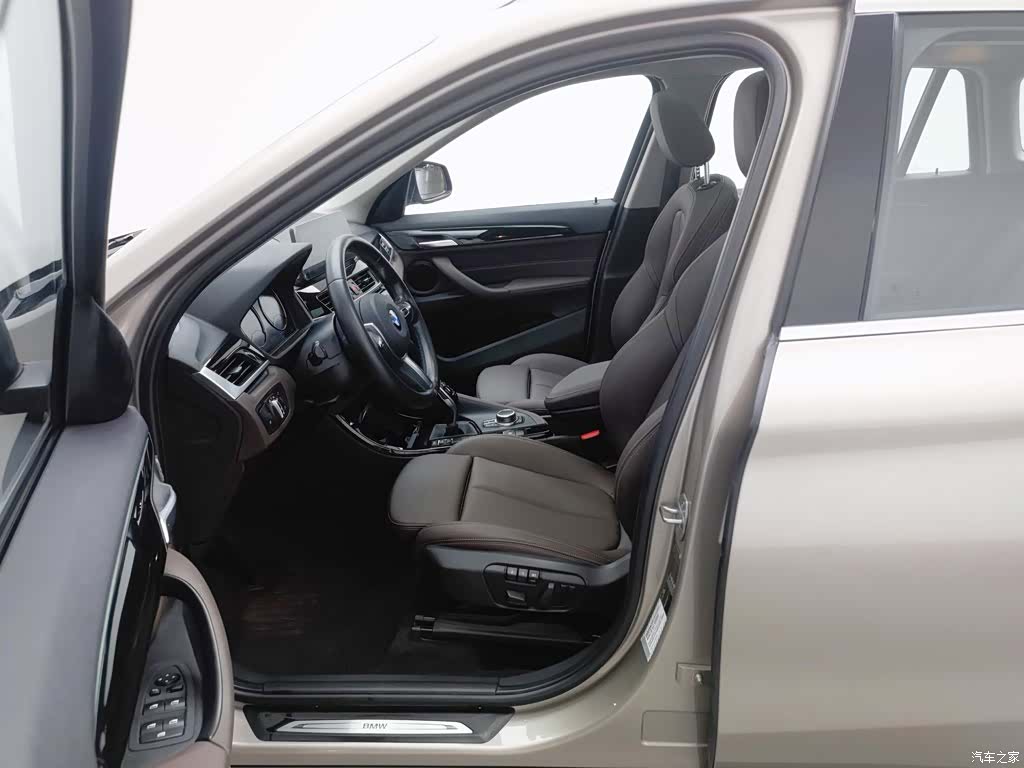 BMW X1, 2020 10