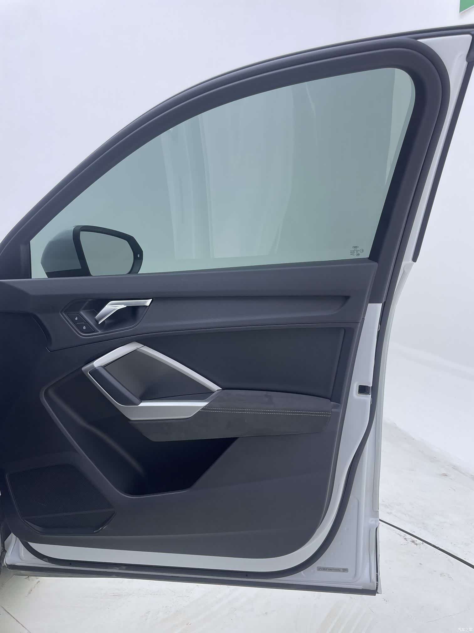 Audi Q3, 2022 25