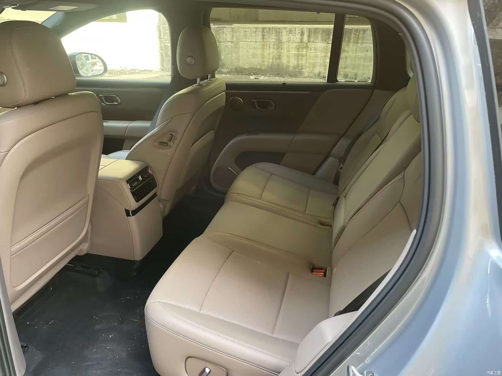 Li Auto i6, 2026 все фото