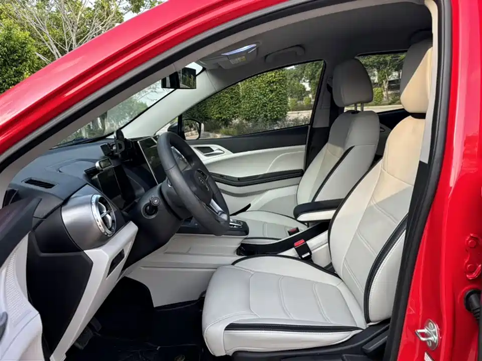 BYD Yuan Pro BYD Yuan Pro
