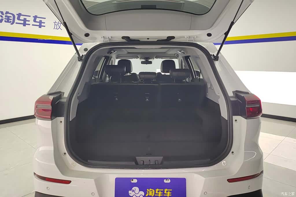 Chery Tiggo 8, 2022 4