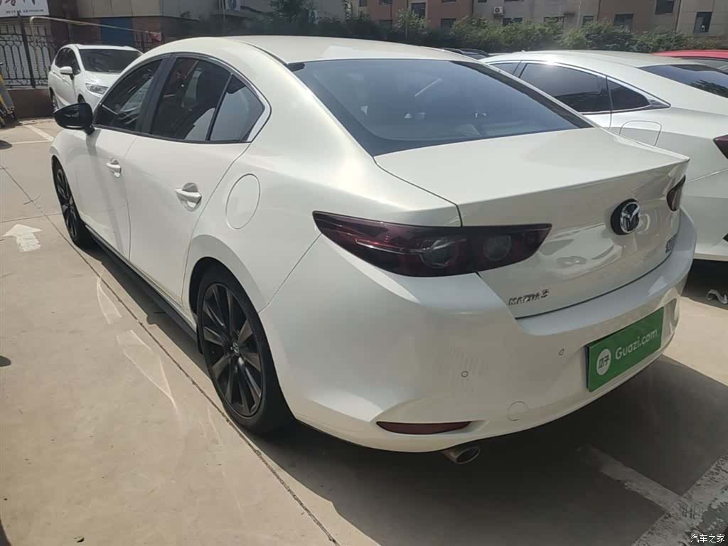 Mazda Mazda3, 2020 все фото