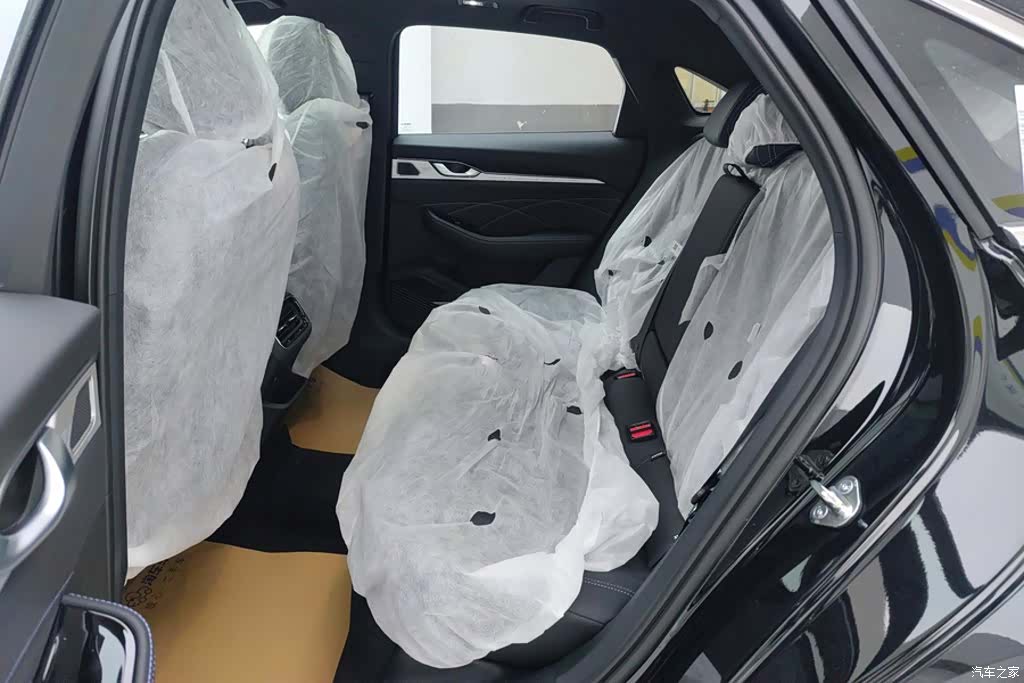 Geely Preface, 2026 11