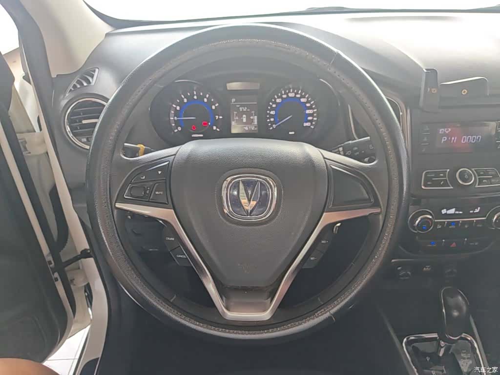 Changan CS15, 2018 7