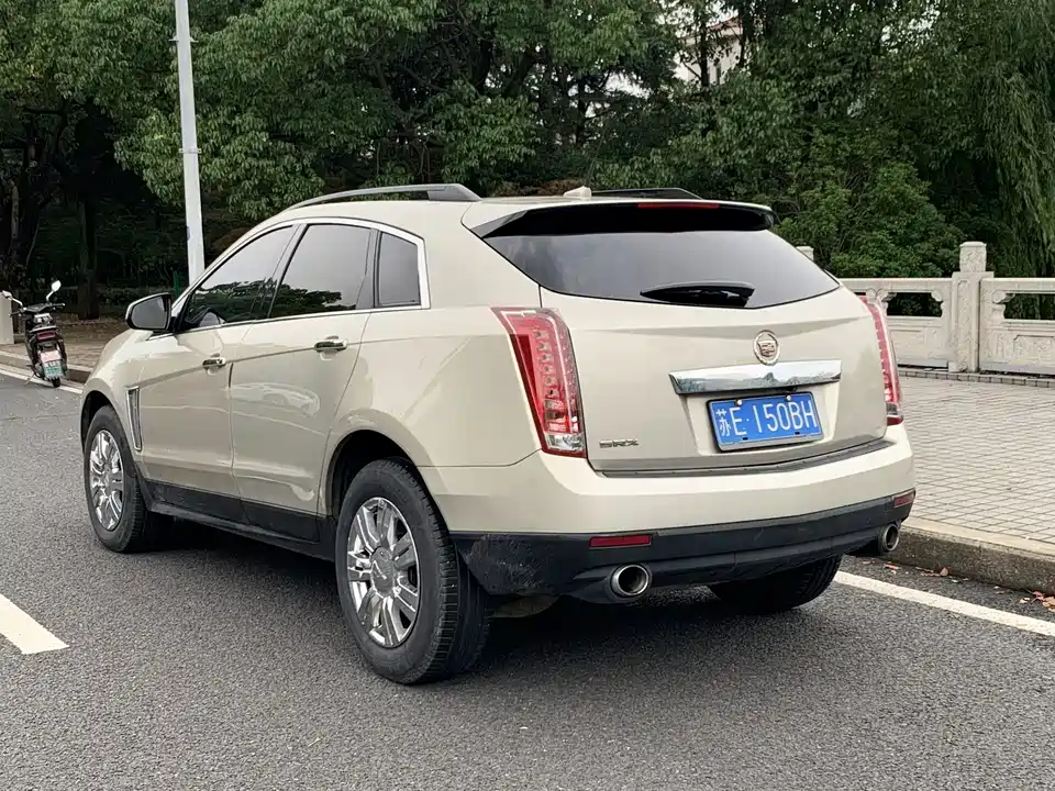 Cadillac SRX