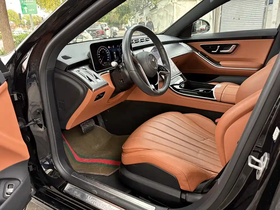 Mercedes-Benz S-class Mercedes-Benz S-class