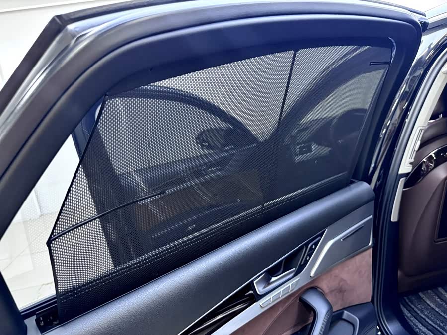 Audi A8 2014, фото 18
