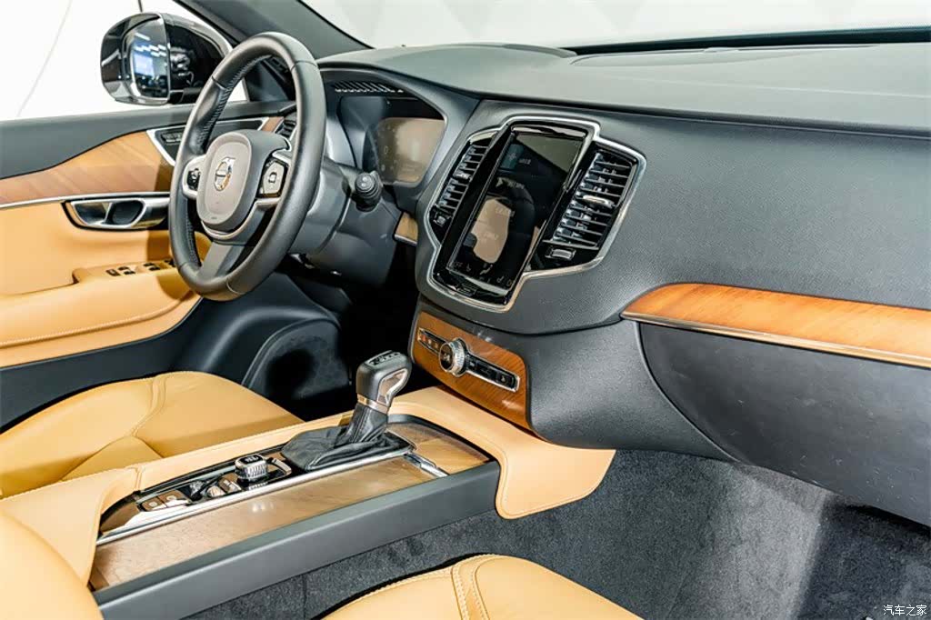 Volvo XC90, 2018 19