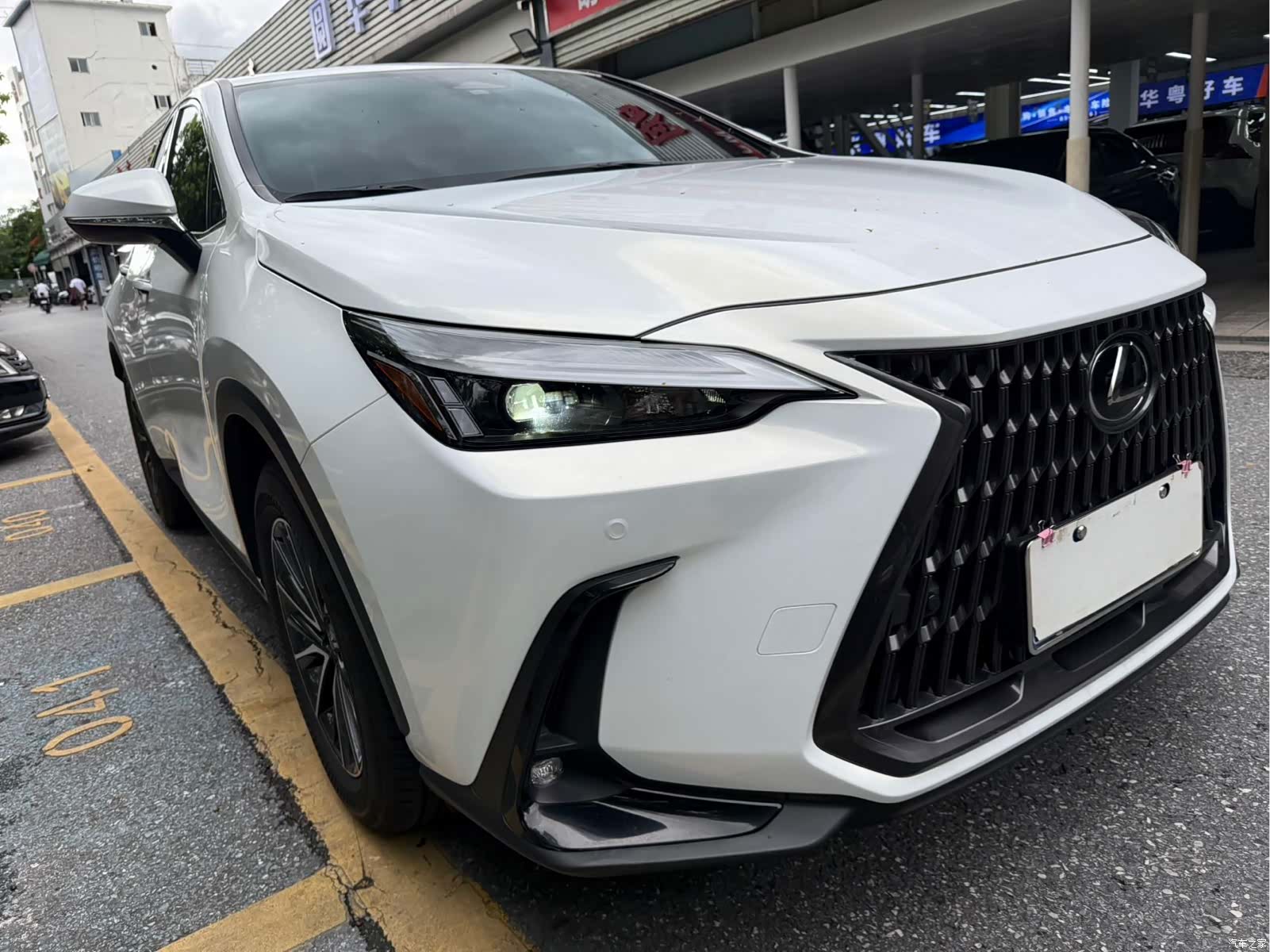 Lexus NX, 2022 7