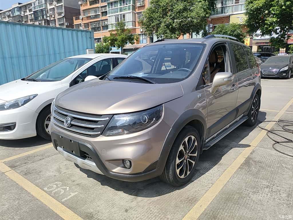 DongFeng X5, 2016 1