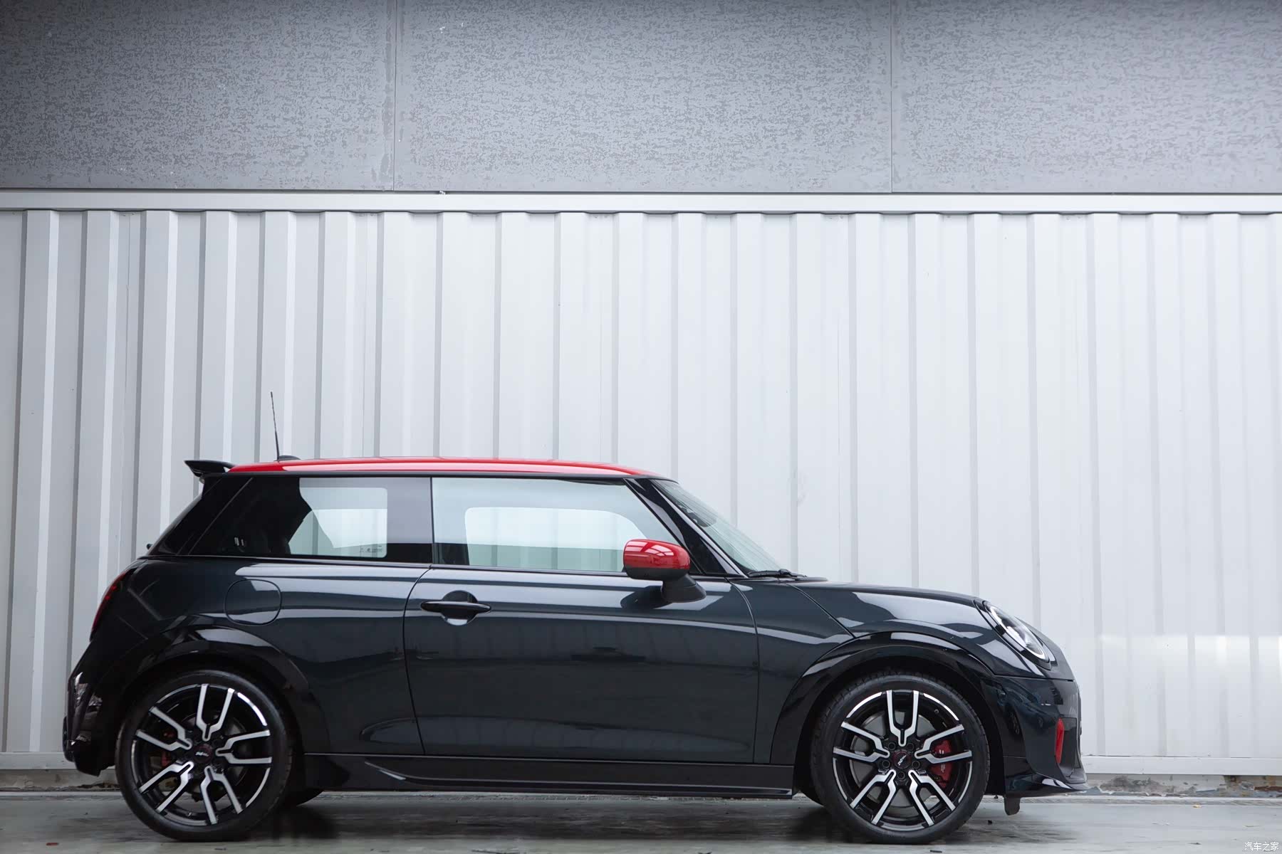 Mini Cooper, 2025 все фото
