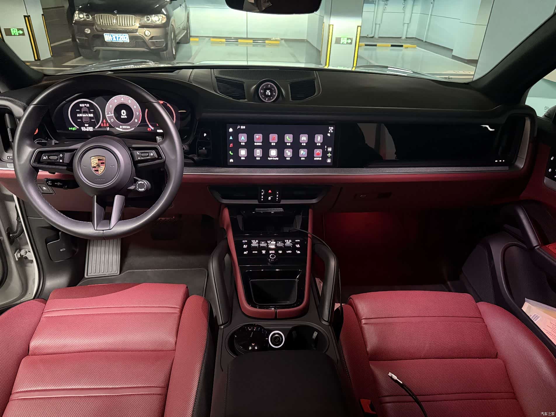 Porsche Cayenne, 2025 8