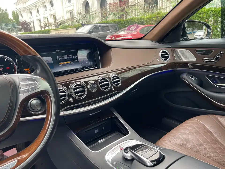 Mercedes-Benz Maybach S-class