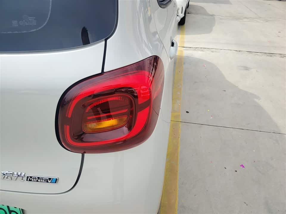 Wuling Hongguang MINIEV Wuling Hongguang MINIEV
