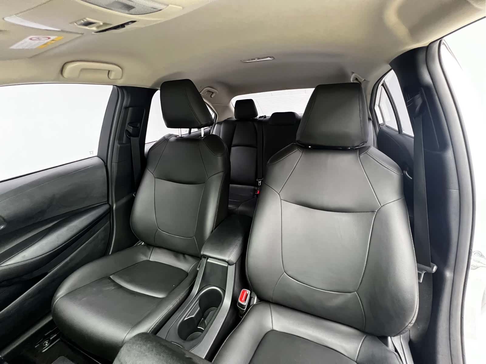 Toyota Corolla, 2023 10