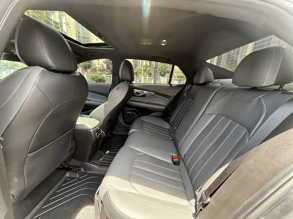 Trumpchi Shadow Leopard