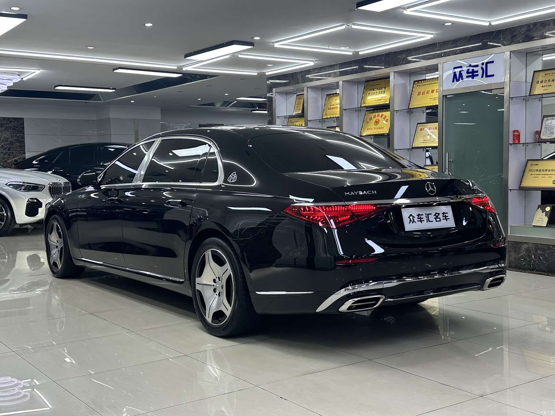 Maybach S-Class, 2023 4