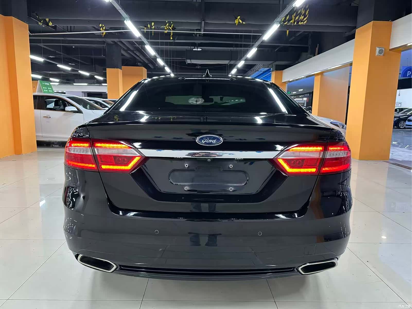 Ford Taurus, 2019 8